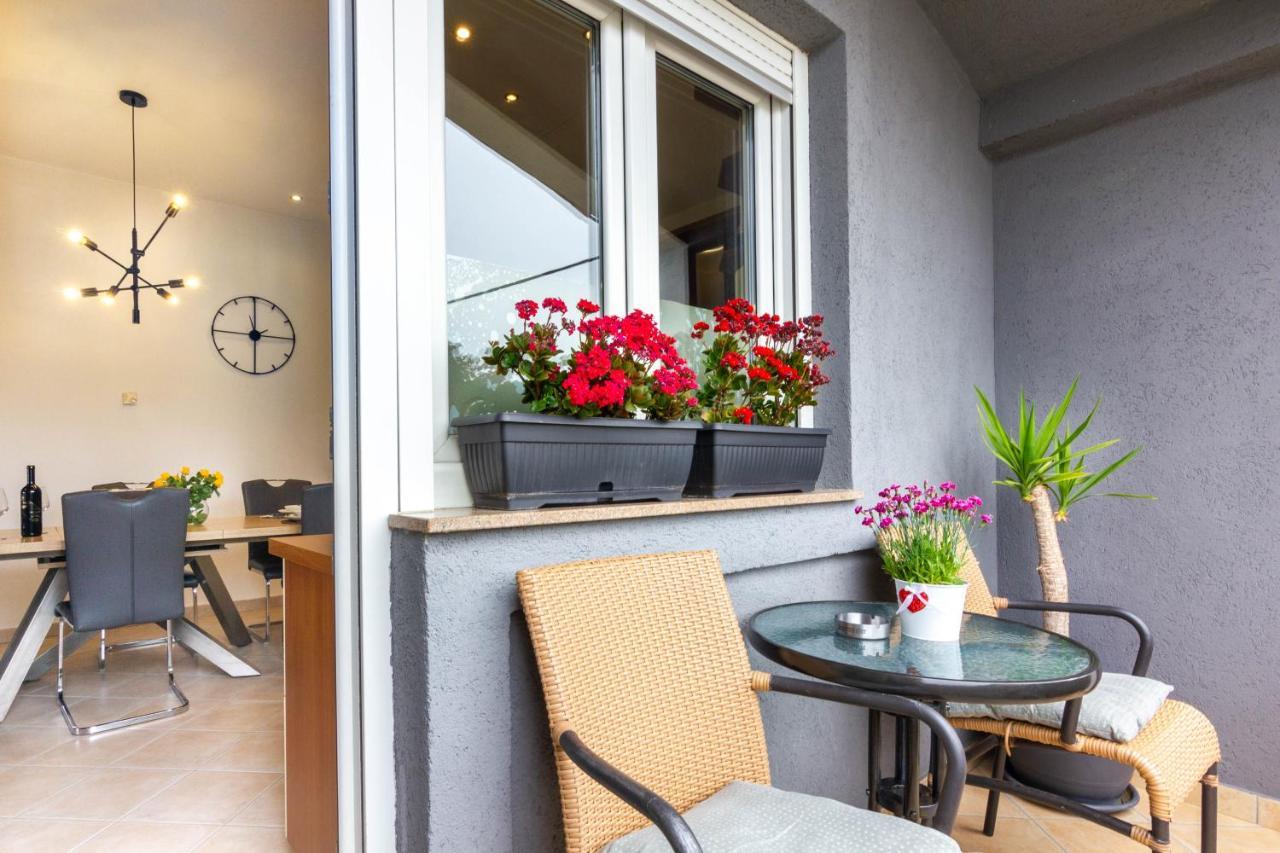 Apartman Marta ซาดาร์ ภายนอก รูปภาพ