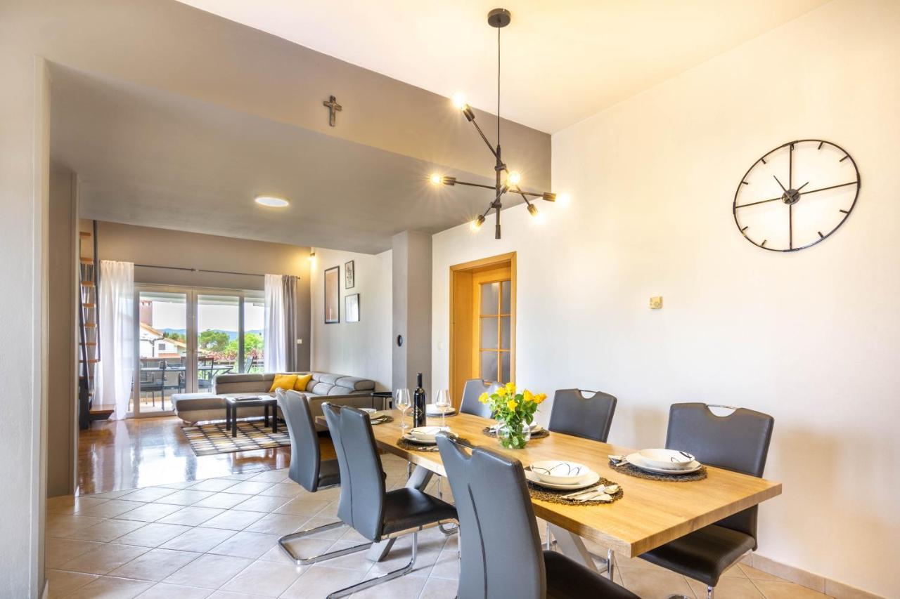 Apartman Marta ซาดาร์ ภายนอก รูปภาพ