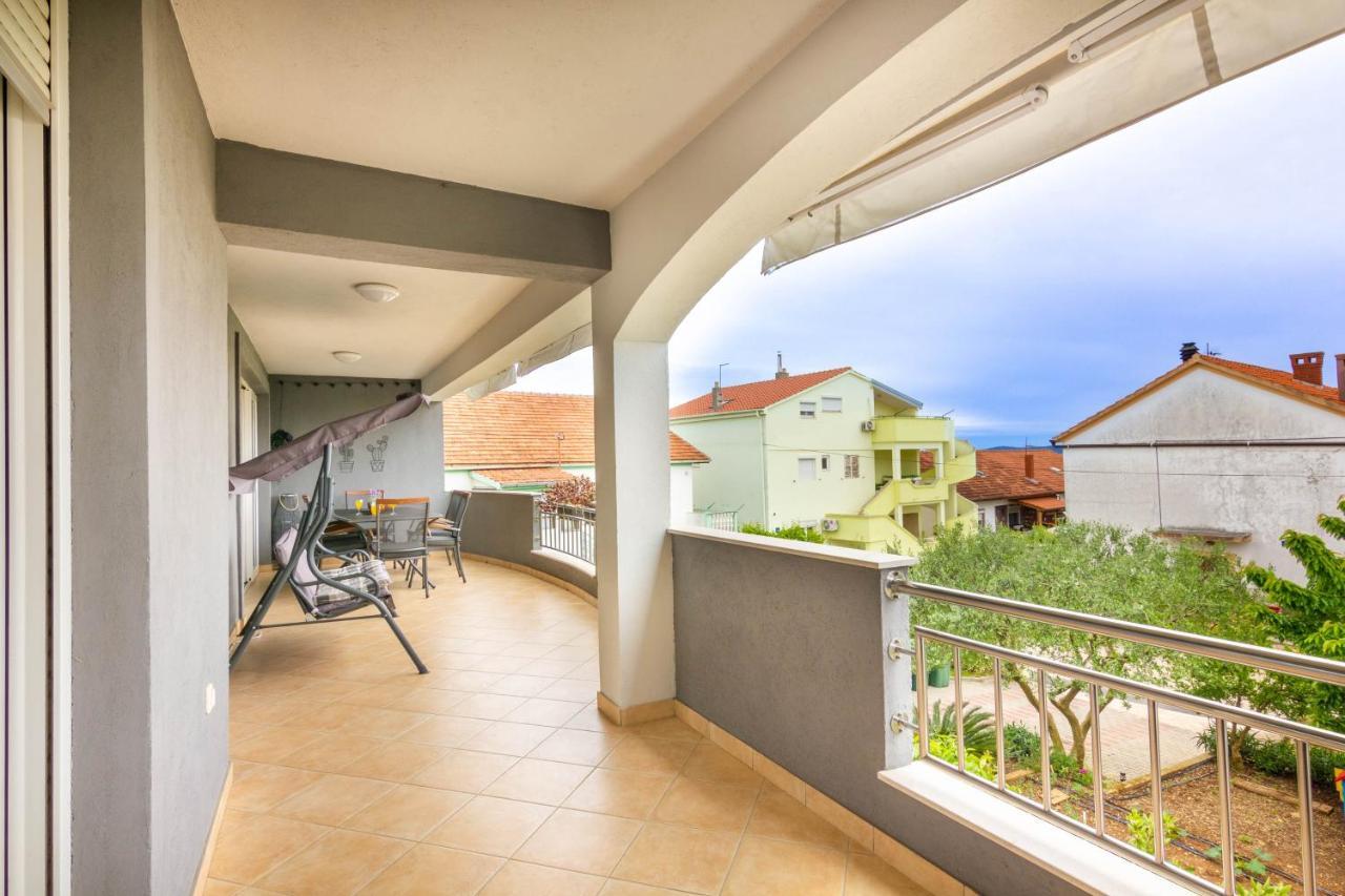 Apartman Marta ซาดาร์ ภายนอก รูปภาพ
